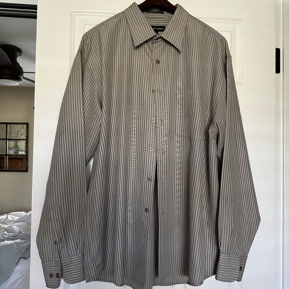 Men’s dress shirt